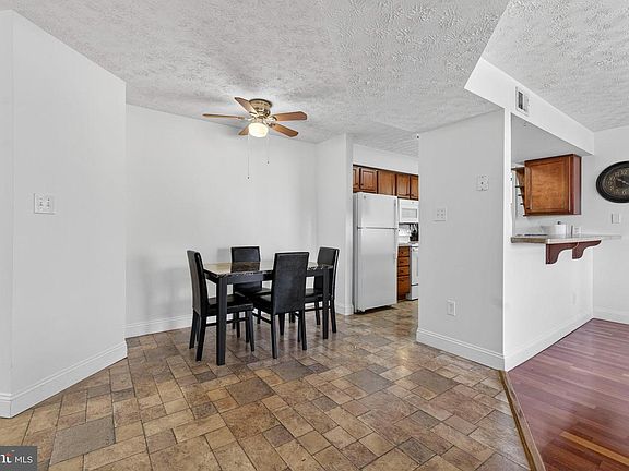 3rd image of 11242 Torrie Way APT H