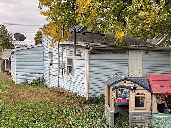 5th image of 1018 E Tuttle Ave