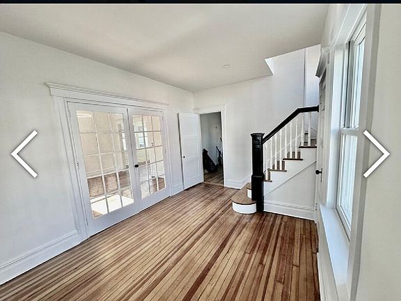 5th image of 257 Sound Beach Ave