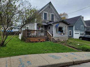 75 Indian Point Street, Newport City, VT 05855