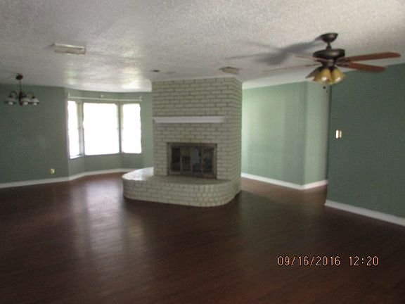 2nd image of 3113 Kathleen Dr