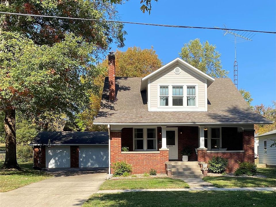 1st image of 829 E College Ave