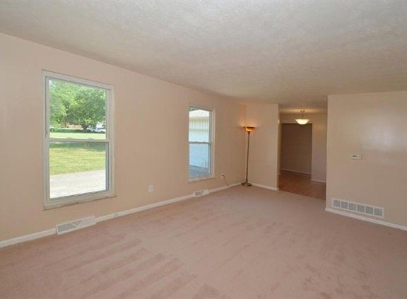 4th image of 6977 Panther Dr