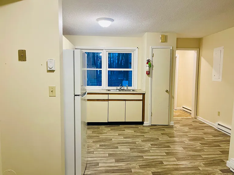 96 Ethan Allen Pkwy #4 — Photo 6