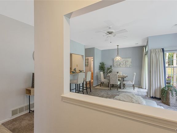 5th image of 1206 Greymoor Way