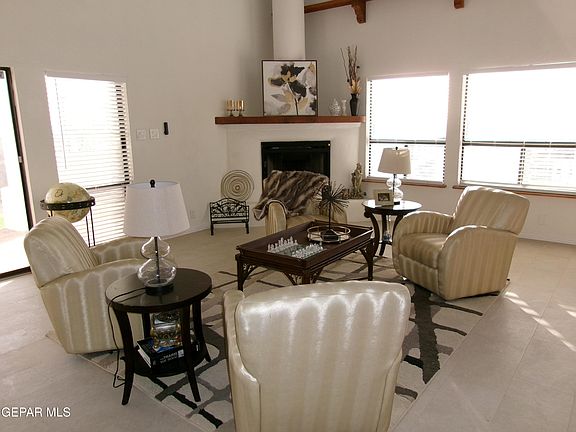 5th image of 294 Vaquero Ln #B