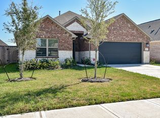 2615 Westward Hill Dr, Fresno, TX 77545