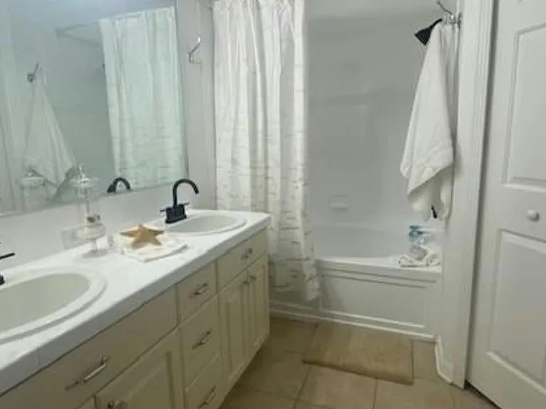 16013 Stags Leap Dr — Photo 18