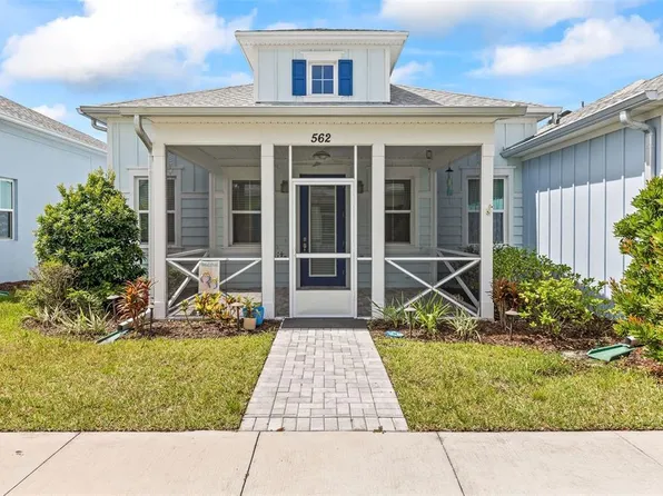 562 Landshark Blvd, Daytona Beach, FL 32124