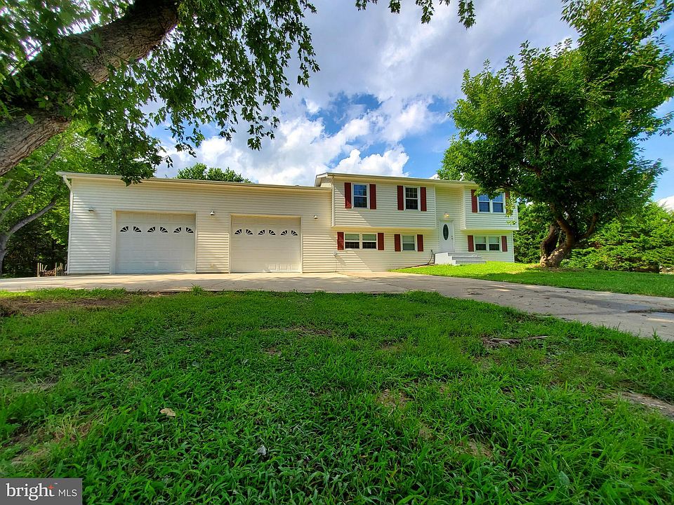 1st image of 39580 Hiawatha Cir