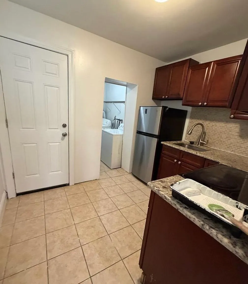 2 bed, 900 sqft, $1,450 — Photo 2