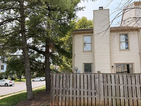 5th image of 10500 Oronoco Ln
