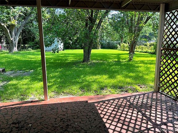 3rd image of 615 Lynwood Dr