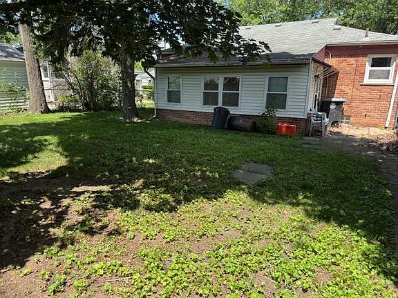 3rd image of 30721 Hathaway St