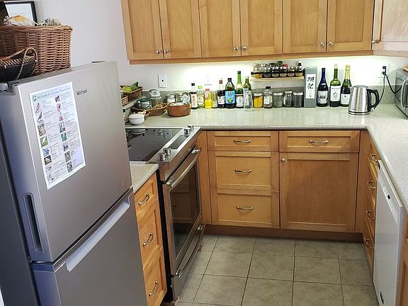 2nd image of 1015 Aoloa Pl APT 238