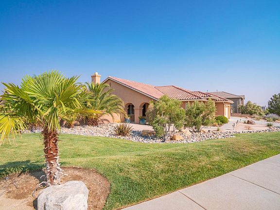 42605 Marsuerite Way-14