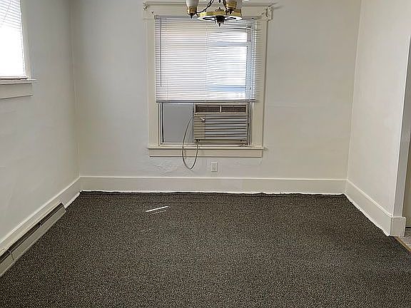 5th image of 213 Park Pl