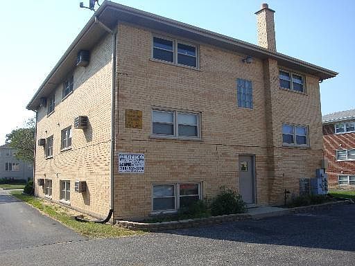 5th image of 4541 Sunnyside Ave #3