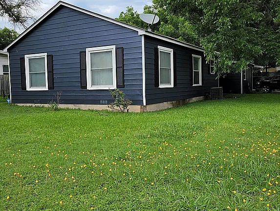 2nd image of 601 Camp Dr