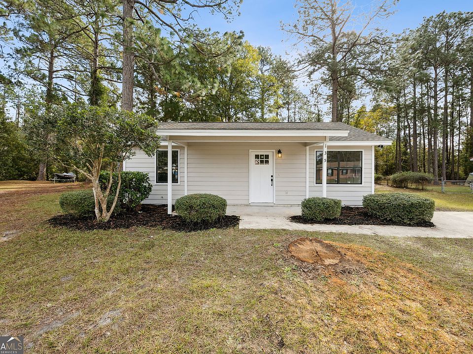 1st image of 135 Tapique Cir