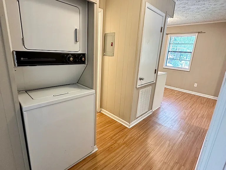 837 N Gay St #8 — Photo 16
