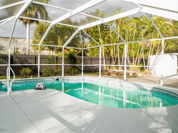 48 W North Shore Ave, North Fort Myers, FL 33903