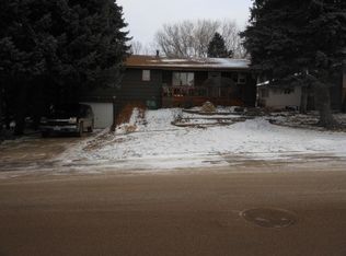 1009 Parkview Dr, City Of Bismarck, ND 58501