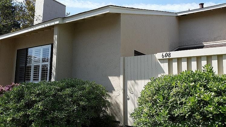 1st image of 608 Crescent Ave