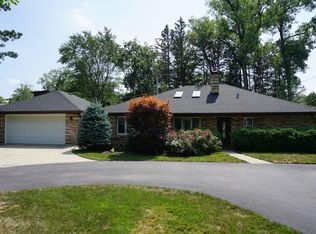 1237 Linden Ln, Glenview, IL 60025