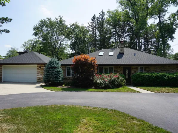 1237 Linden Ln, Glenview, IL 60025