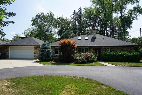1237 Linden Ln Photo 1