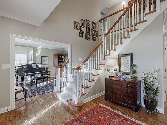Foyer/Piano room/office