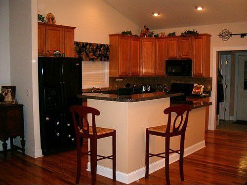 3rd image of 8 Leola Ct