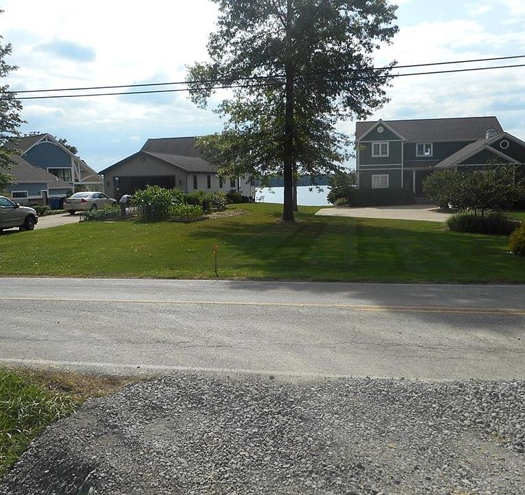 2nd image of W River Rd SW