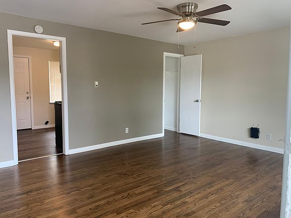 5th image of 2337 S Race St