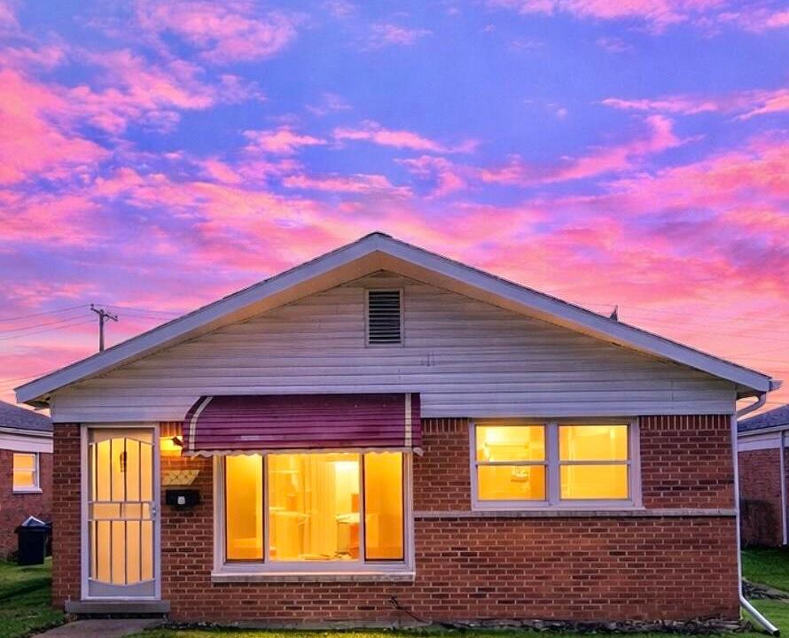 1st image of 3857 17th St