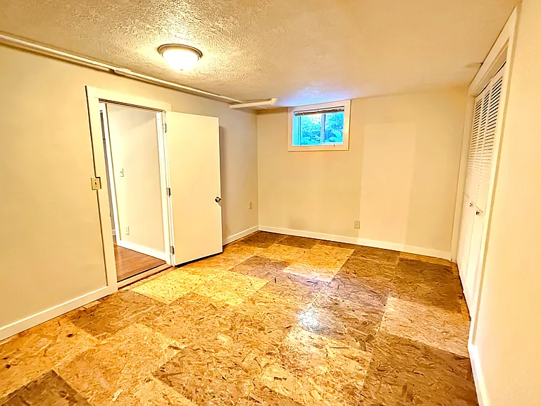 1240 N Wygant St — Photo 27
