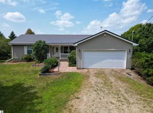 11046 W Sherman Ln, Lake, MI 48632