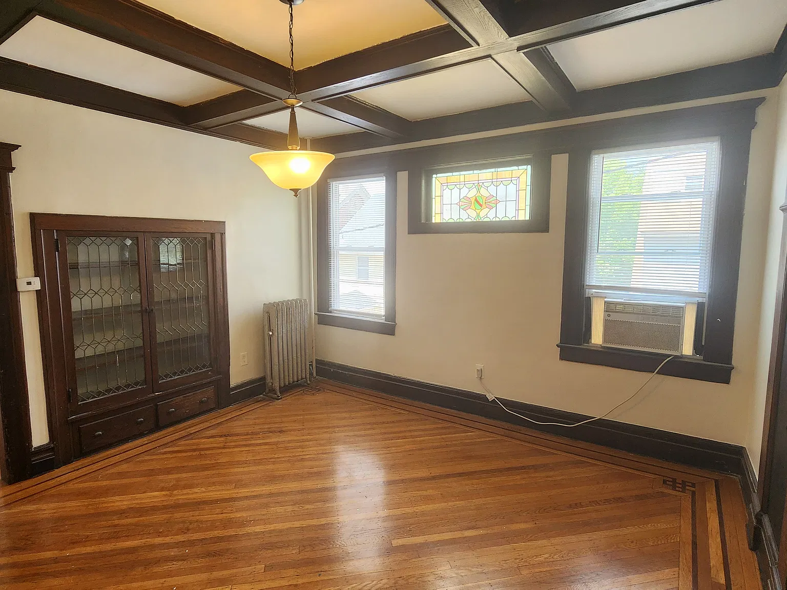 Mapes Pl, Newark — Photo 2