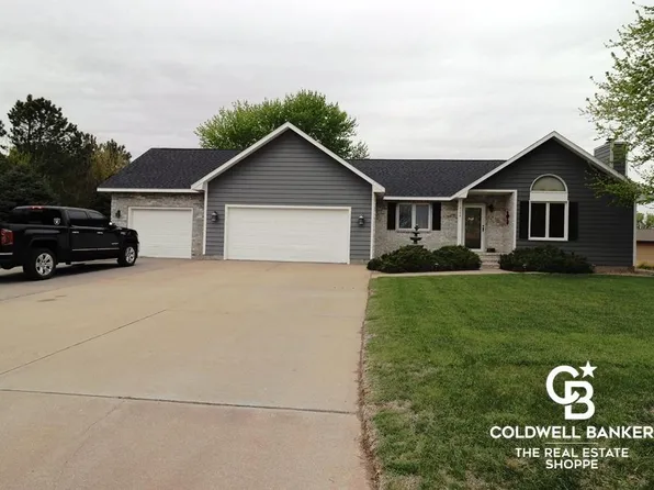 2175 Milford Ln, Garden City, KS 67846