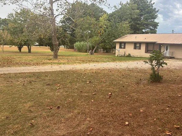 1818 Arrowhead Farm Rd, Jonesboro, AR 72401