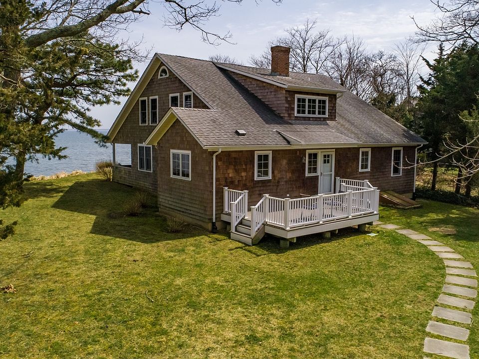 1st image of 4000 Great Peconic Bay Blvd