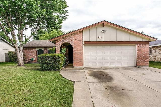 1st image of 501 Brian Dr