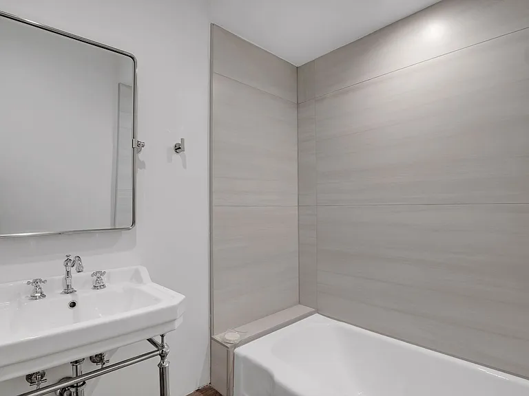 542 Glenrock Ave — Photo 20