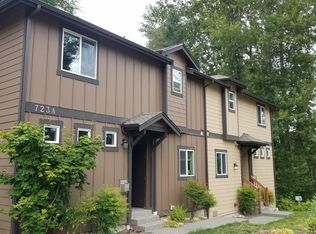 723 208th St SE #B, Bothell, WA 98012