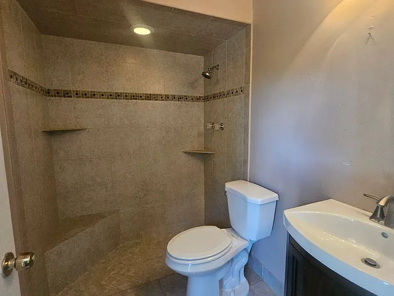 1225 Armsdale Ave — Photo 13