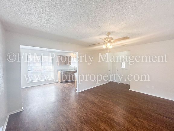 4th image of 801 Biloxi Dr