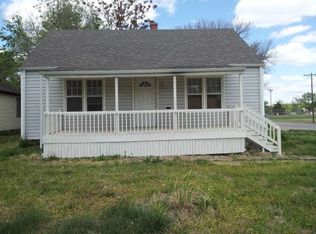 2200 W Caroline Ave, Wichita, KS 67203
