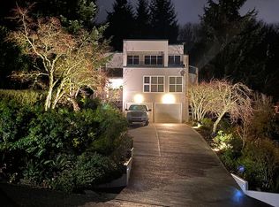 15307 SE 49th St, Bellevue, WA 98006