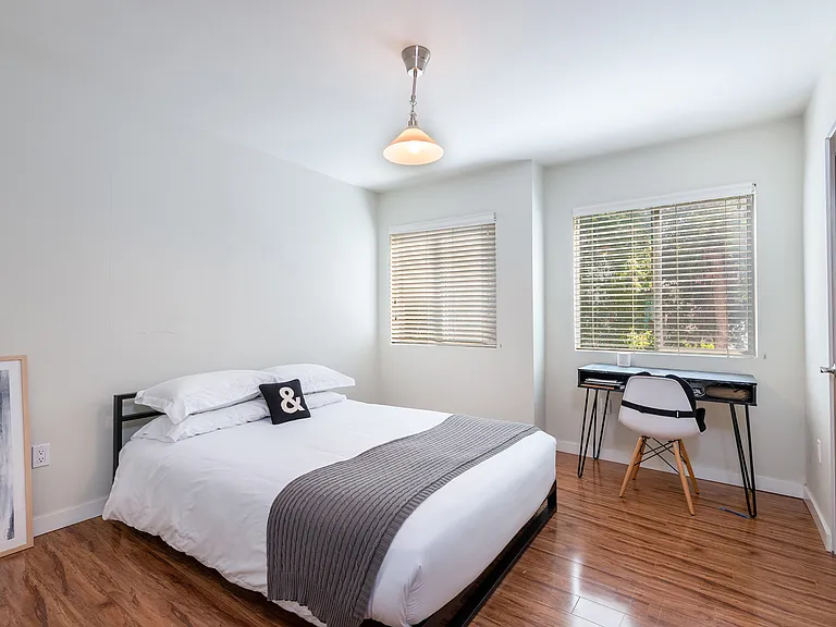 1620 Malcolm Ave #1 — Photo 10